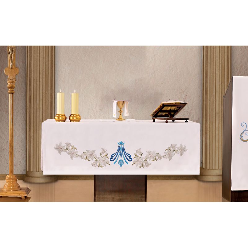 Obrus ołtarzowy - haftowany symbol Maryjny + Lilie