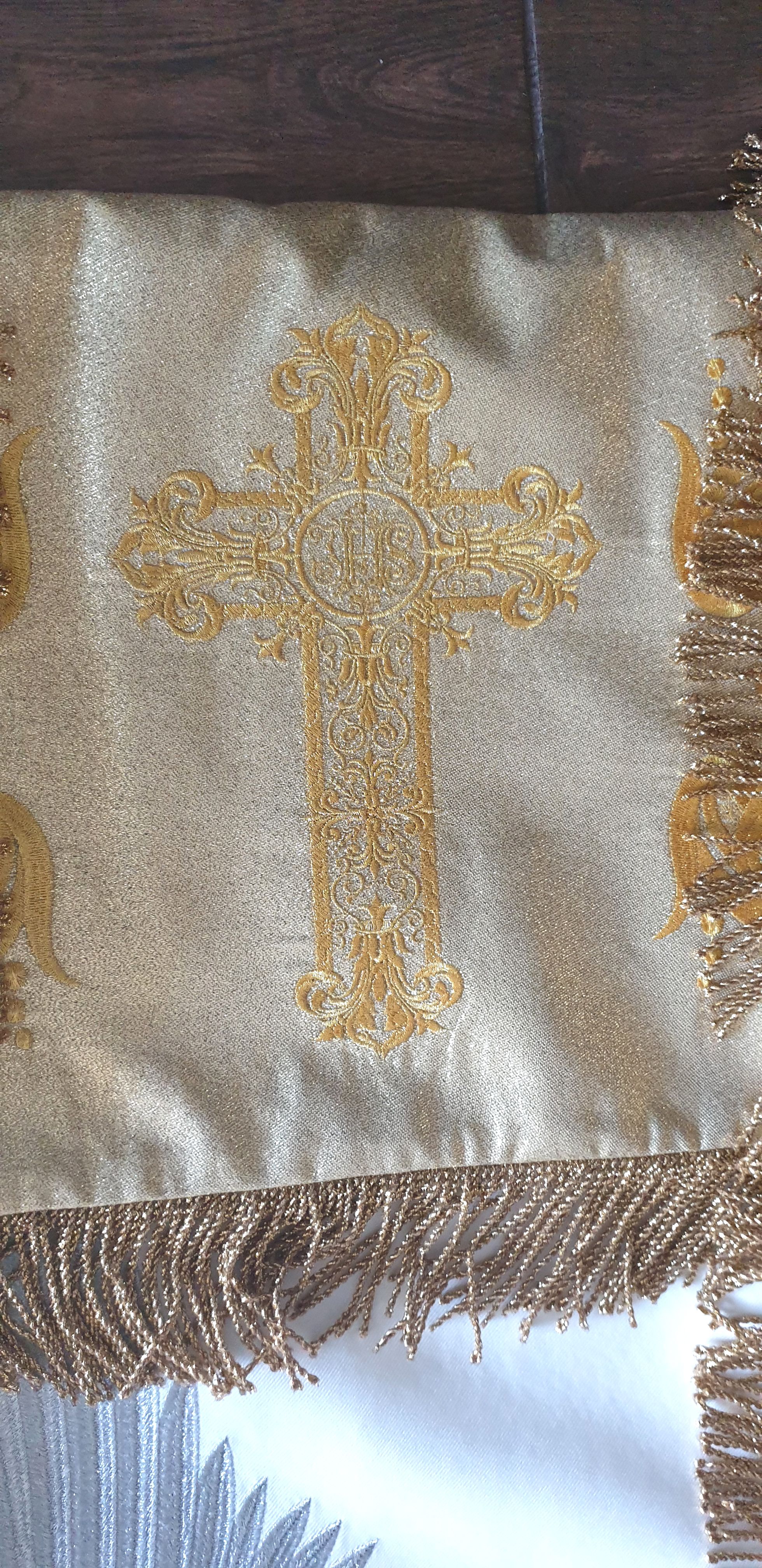 Baldachim na 2 drzewce (2) - Baldachimy haftowane - zdjęcie 7 - Baldachim na 2 drzewce (2)