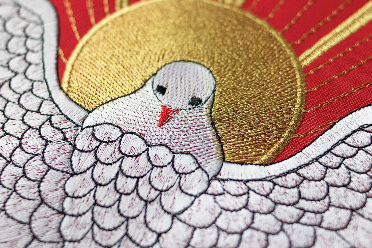 Ornat haftowany Duch Święty (2) - Ornaty z wizerunkiem świętych - zdjęcie 2 - Ornat haftowany Duch Święty (2)