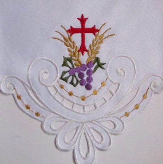 Obrus ołtarzowy haftowany - wzór eucharystyczny (91) - OBRUSY OŁTARZOWE - Nowość