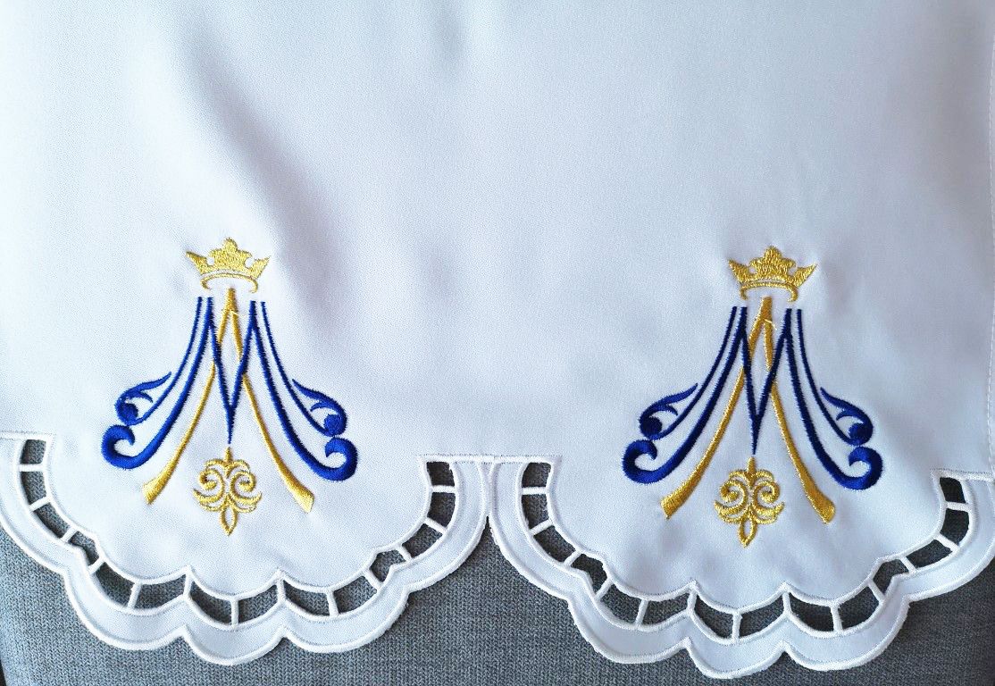 Obrus ołtarzowy haftowany - wzór maryjny (169) - OBRUSY OŁTARZOWE - Nowość