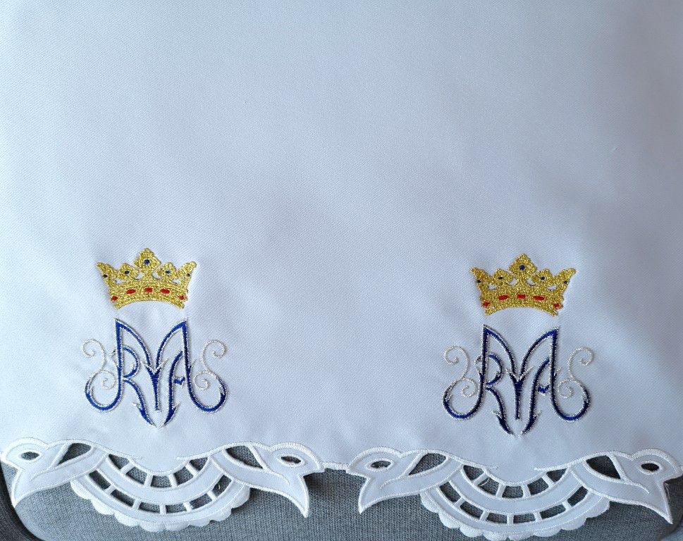 Obrus ołtarzowy haftowany - wzór maryjny srebrna nić (172) - OBRUSY OŁTARZOWE - Nowość