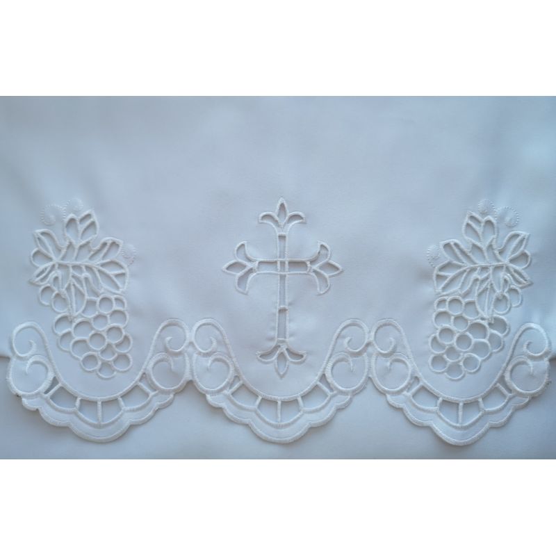 Obrus ołtarzowy haftowany - wzór eucharystyczny (176) - OBRUSY OŁTARZOWE - Obrus ołtarzowy haftowany - wzór eucharystyczny (176)