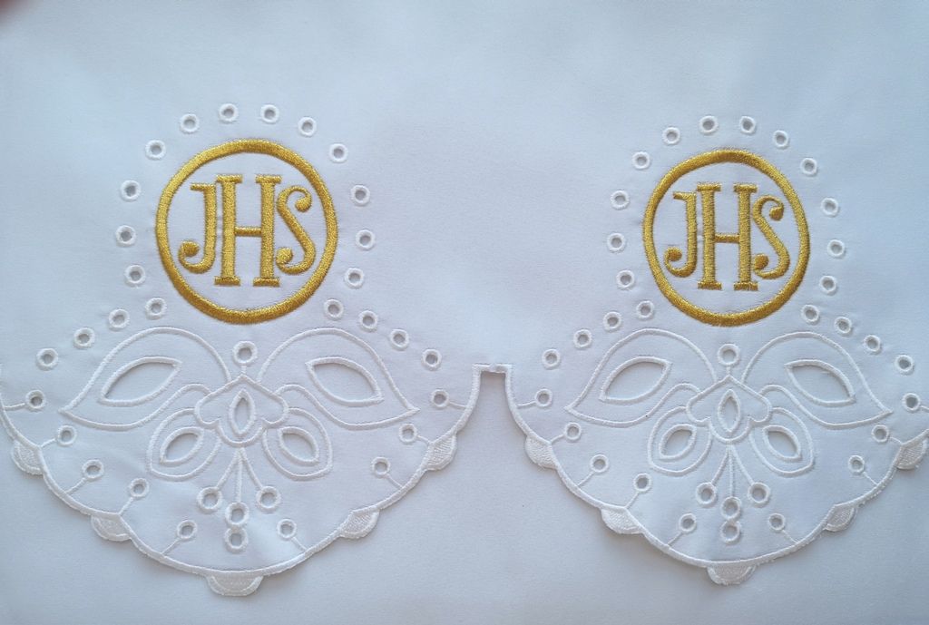 Obrus ołtarzowy haftowany - wzór eucharystyczny (178) - OBRUSY OŁTARZOWE - Nowość