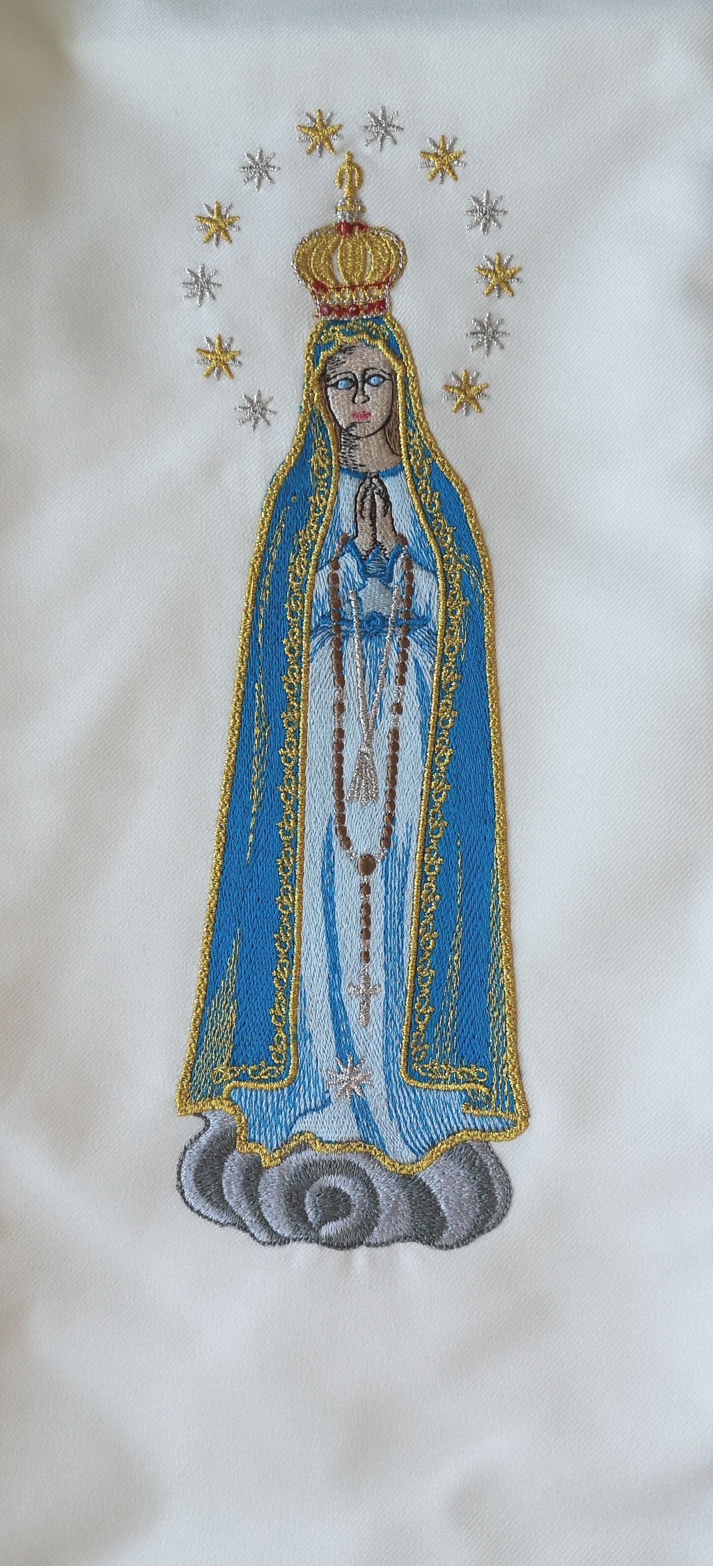 Stuła haftowana Matka Boża Fatimska - Z POSTACIAMI - zdjęcie 3 - Stuła haftowana Matka Boża Fatimska