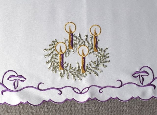 Obrus ołtarzowy haftowany - wzór adwentowy (198) - OBRUSY OŁTARZOWE - Nowość