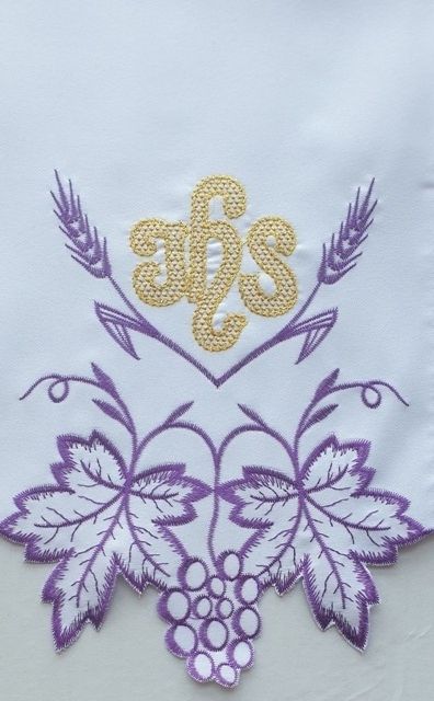 Obrus ołtarzowy haftowany - wzór eucharystyczny (199) - OBRUSY OŁTARZOWE - zdjęcie 2 - Obrus ołtarzowy haftowany - wzór eucharystyczny (199)