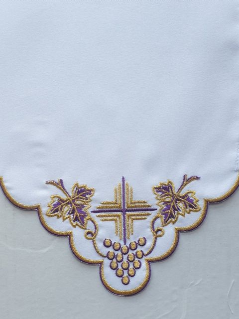 Obrus ołtarzowy haftowany - wzór eucharystyczny (204) - OBRUSY OŁTARZOWE - zdjęcie 2 - Obrus ołtarzowy haftowany - wzór eucharystyczny (204)