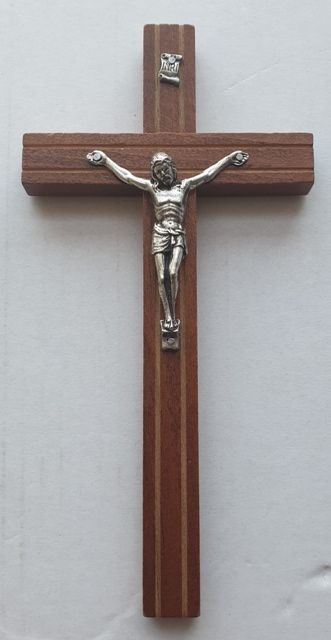 Krzyż drewniany wiszący, frezowany 20,5 cm - KRZYŻE, KRZYŻYKI