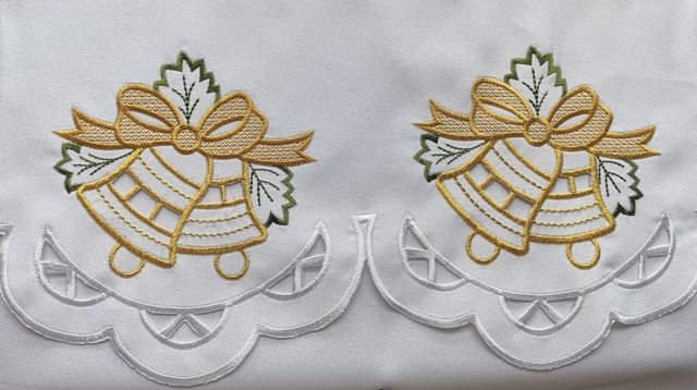 Obrus na Boże Narodzenie Dzwoneczki (8) - OBRUSY OŁTARZOWE - zdjęcie 2 - Obrus na Boże Narodzenie Dzwoneczki (8)
