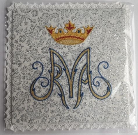 Palka haftowana wzór maryjny M (3) - kolor biały, srebrny - Nowość