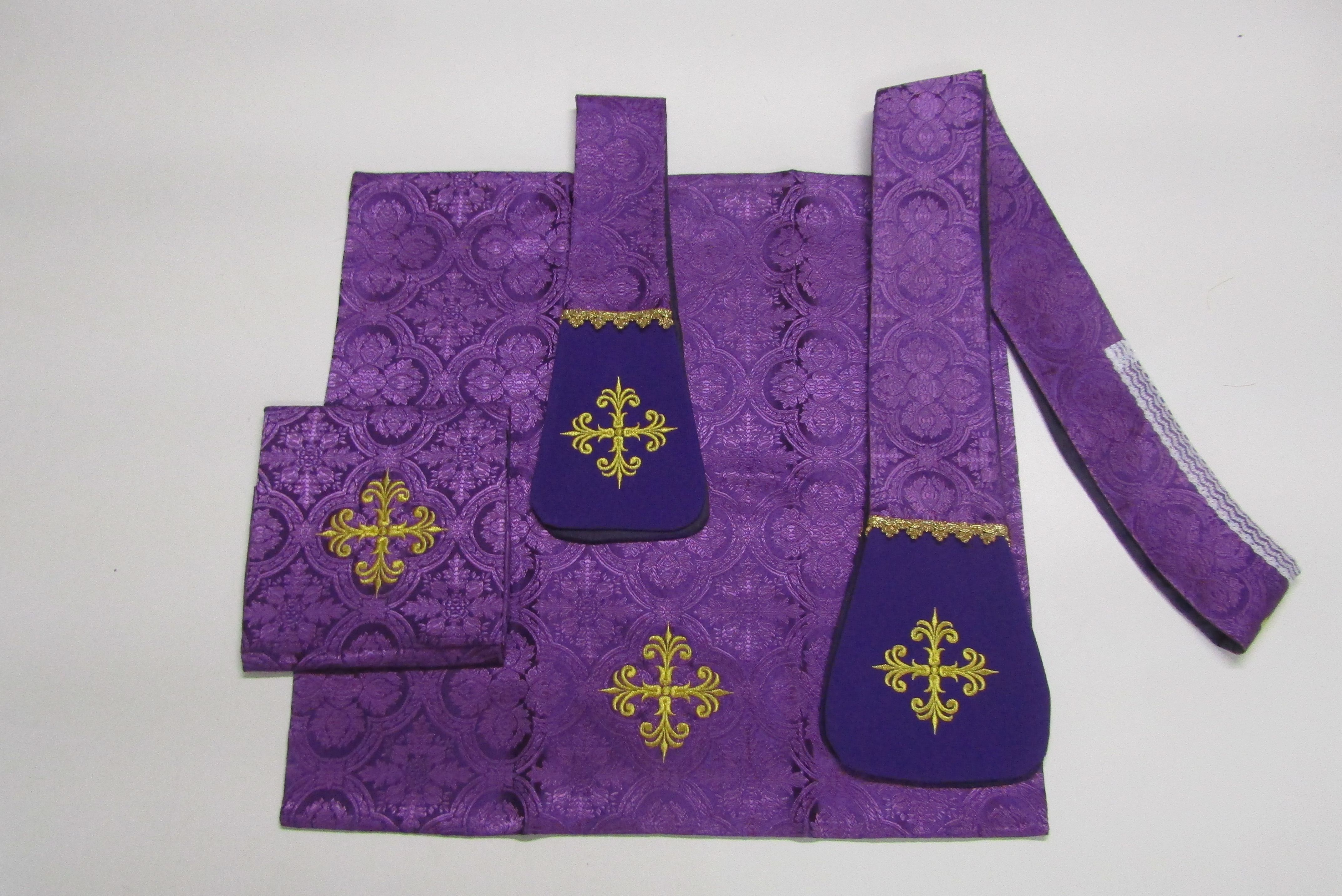 Ornat rzymski haftowany Symbol Franciszkański - Ornaty rzymskie - zdjęcie 3 - Ornat rzymski haftowany Symbol Franciszkański