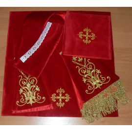 Ornat rzymski haftowany motyw Baranka, aksamit (67) - Ornaty rzymskie - zdjęcie 3 - Ornat rzymski haftowany motyw Baranka, aksamit (67)