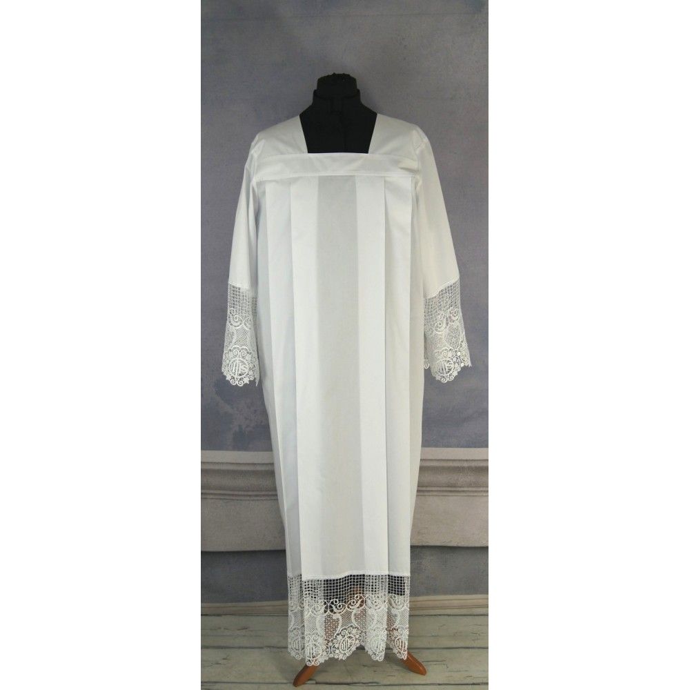 Alba kapłańska tradycyjna z zakładkami + gipiura (12) - KOMŻE I ALBY  KAPŁAŃSKIE - zdjęcie 3 - Alba kapłańska tradycyjna z zakładkami + gipiura (12)