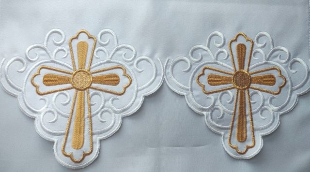 Obrus ołtarzowy haftowany - wzór eucharystyczny (145) - OBRUSY OŁTARZOWE - Nowość