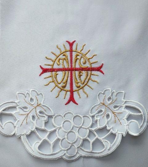 Obrus ołtarzowy haftowany - wzór eucharystyczny (141) - OBRUSY OŁTARZOWE - zdjęcie 2 - Obrus ołtarzowy haftowany - wzór eucharystyczny (141)
