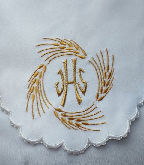 Obrus ołtarzowy haftowany - wzór eucharystyczny (138) - OBRUSY OŁTARZOWE - zdjęcie 2 - Obrus ołtarzowy haftowany - wzór eucharystyczny (138)