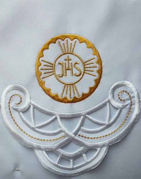 Obrus ołtarzowy haftowany - wzór eucharystyczny (134) - OBRUSY OŁTARZOWE - zdjęcie 2 - Obrus ołtarzowy haftowany - wzór eucharystyczny (134)