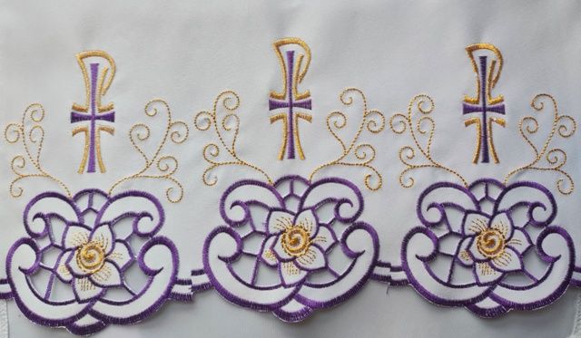 Obrus ołtarzowy haftowany - wzór eucharystyczny (221) - OBRUSY OŁTARZOWE - Nowość