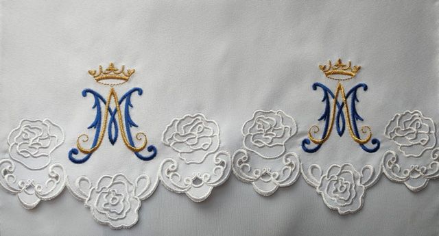 Obrus ołtarzowy haftowany - wzór maryjny (222) - OBRUSY OŁTARZOWE - Nowość