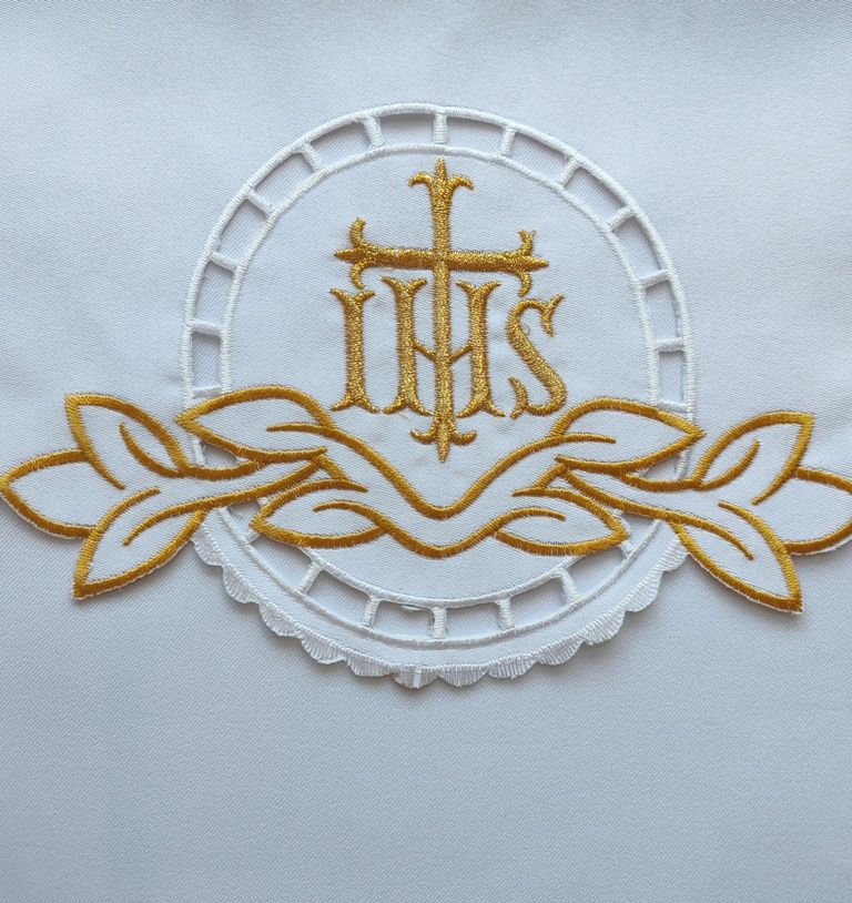 Obrus ołtarzowy haftowany - wzór eucharystyczny (127) - OBRUSY OŁTARZOWE - zdjęcie 2 - Obrus ołtarzowy haftowany - wzór eucharystyczny (127)