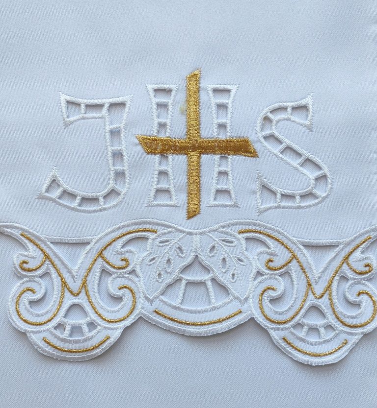 Obrus ołtarzowy haftowany - wzór eucharystyczny (126) - OBRUSY OŁTARZOWE - zdjęcie 2 - Obrus ołtarzowy haftowany - wzór eucharystyczny (126)