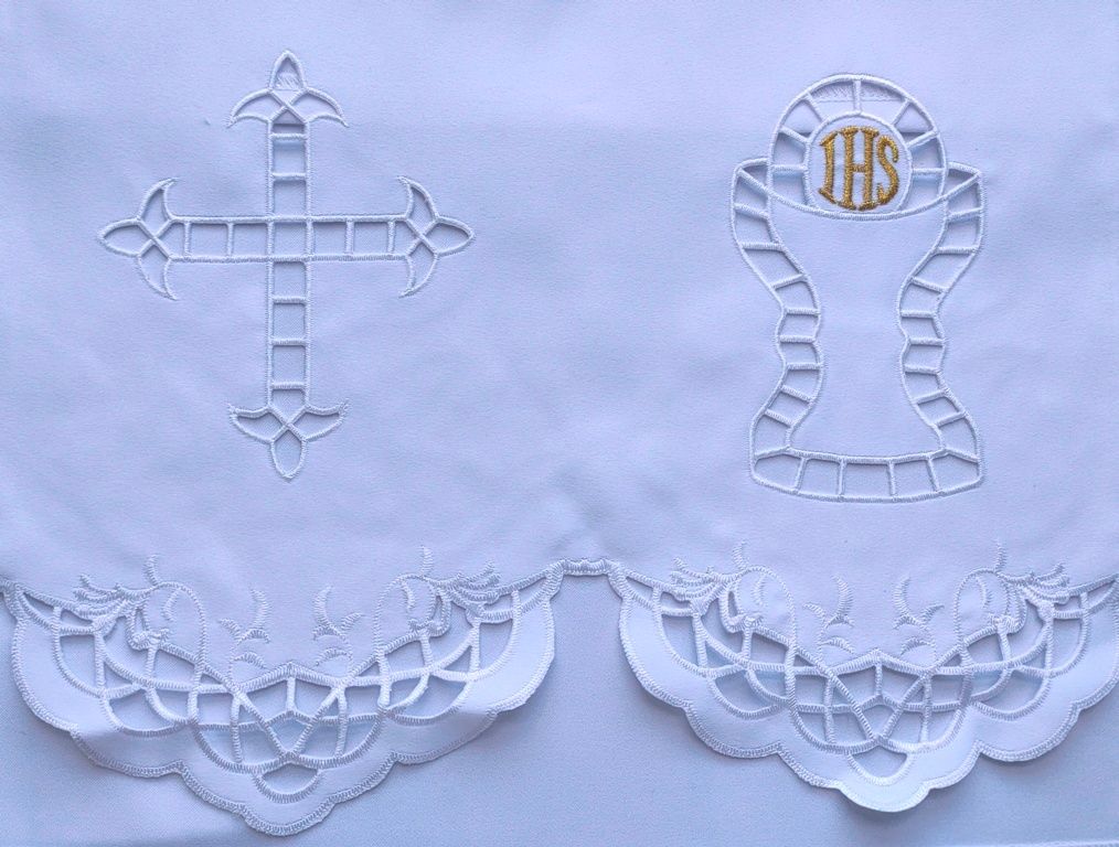 Obrus ołtarzowy haftowany - wzór eucharystyczny (97) - OBRUSY OŁTARZOWE - Nowość