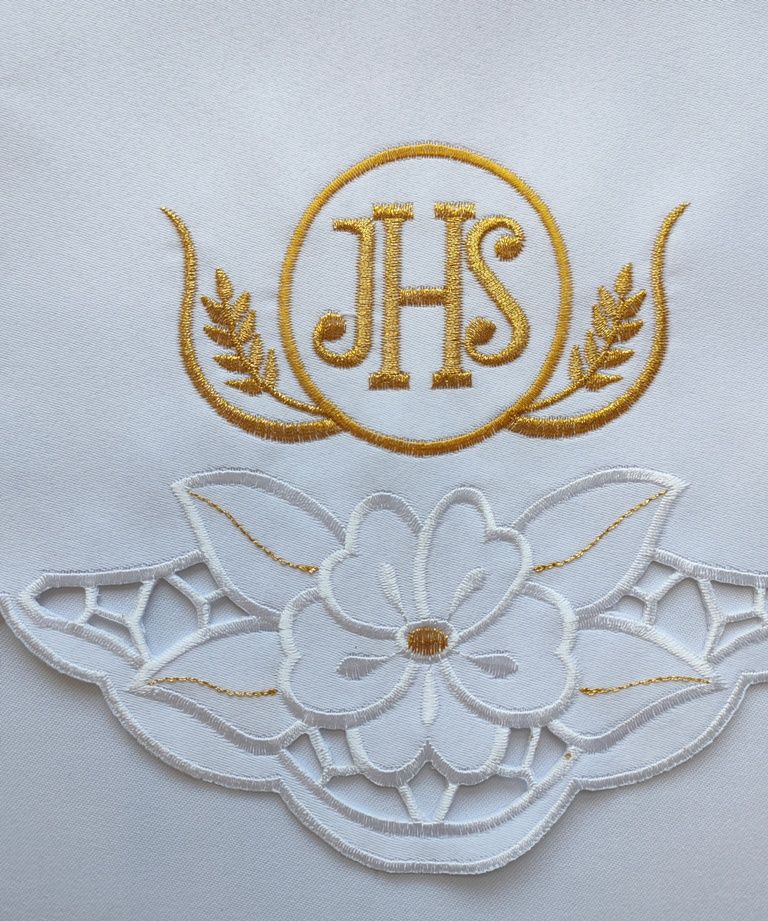 Obrus ołtarzowy haftowany - wzór eucharystyczny (95) - OBRUSY OŁTARZOWE - zdjęcie 2 - Obrus ołtarzowy haftowany - wzór eucharystyczny (95)