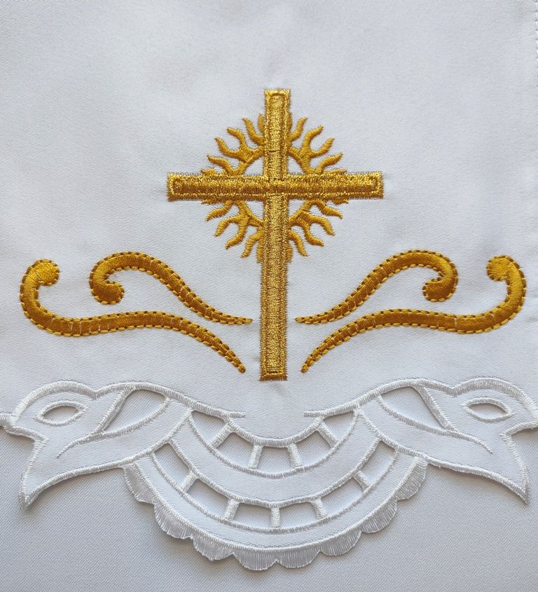 Obrus ołtarzowy haftowany - wzór eucharystyczny (107) - OBRUSY OŁTARZOWE - zdjęcie 2 - Obrus ołtarzowy haftowany - wzór eucharystyczny (107)
