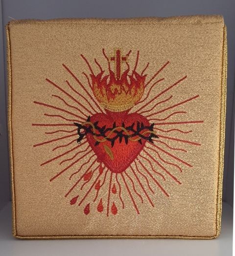 Bursa do chorych haftowana - Serce Pana Jezusa (34) - BURSY, ZESTAWY DO CHORYCH - zdjęcie 2 - Bursa do chorych haftowana (34)