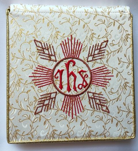 Bursa do chorych haftowana (39) - BURSY, ZESTAWY DO CHORYCH - Nowość