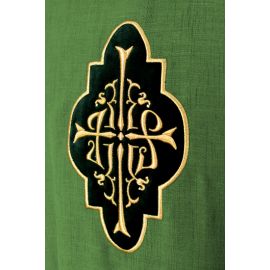 Ornat zielony z haftowanymi aplikacjami z aksamitu (12) - Ornaty zielone - zdjęcie 2 - Ornat zielony z haftowanymi aplikacjami z aksamitu (12)