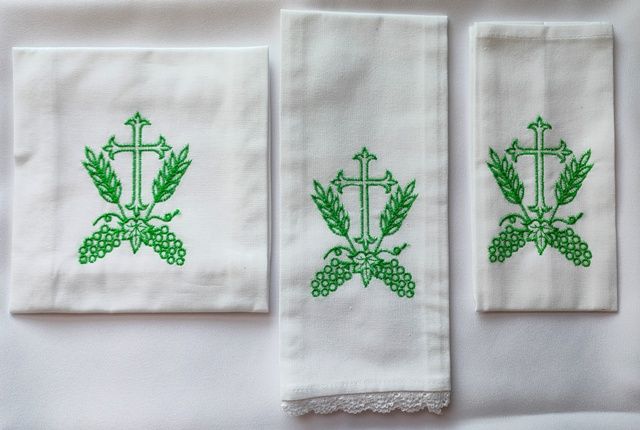 Bielizna kielichowa krzyż zielony - Zestawy - Nowość