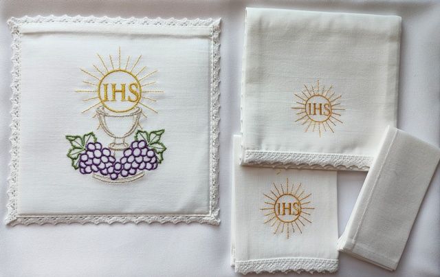 Bielizna kielichowa - Hostia, IHS - bawełna poliester - Nowość