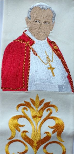 Bogato haftowana stuła Jan Paweł II - Z POSTACIAMI - zdjęcie 3 - Bogato haftowana stuła Jan Paweł II