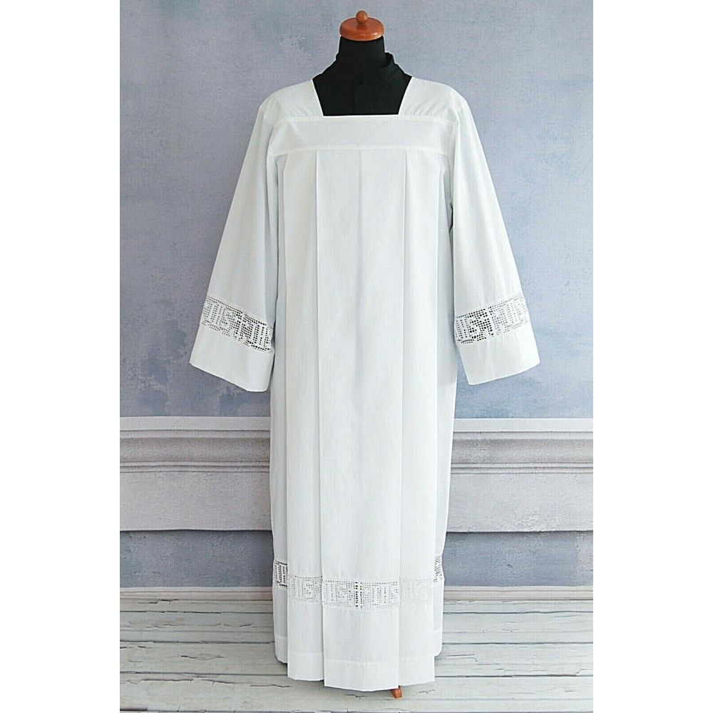 Alba kapłańska z zakładkami + koronka - KOMŻE I ALBY  KAPŁAŃSKIE - Alba kapłańska z zakładkami + koronka