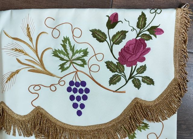 Baldachim bogato haftowany (Z) - Baldachimy haftowane - zdjęcie 10 - Baldachim bogato haftowany (Z)