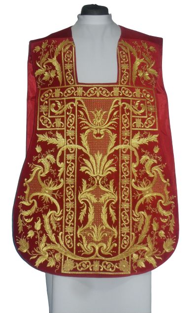 Ornat rzymski czerwony haftowany motyw eucharystyczny, aksamit (75) - Ornaty rzymskie - Nowość