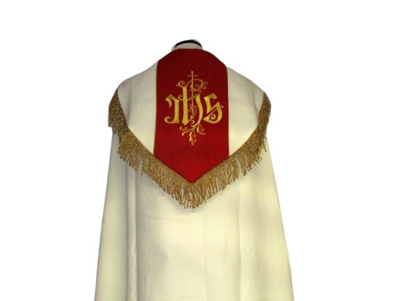 Kapa haftowana kremowo - czerwona - ornament (4) - KAPY LITURGICZNE - zdjęcie 2 - Kapa haftowana kremowo - czerwona - ornament (4)