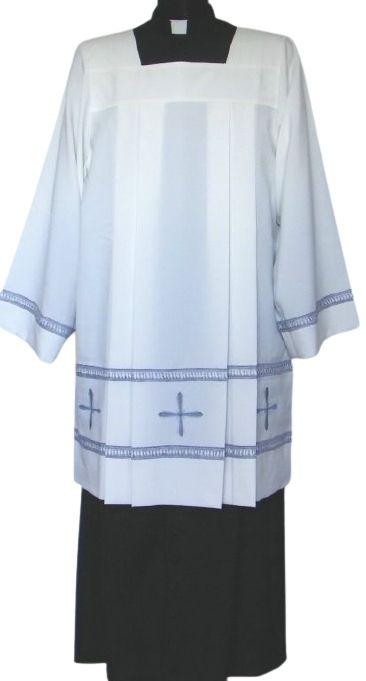 Komża kapłańska strecz - szare krzyże + mereżka - KOMŻE I ALBY  KAPŁAŃSKIE - Nowość