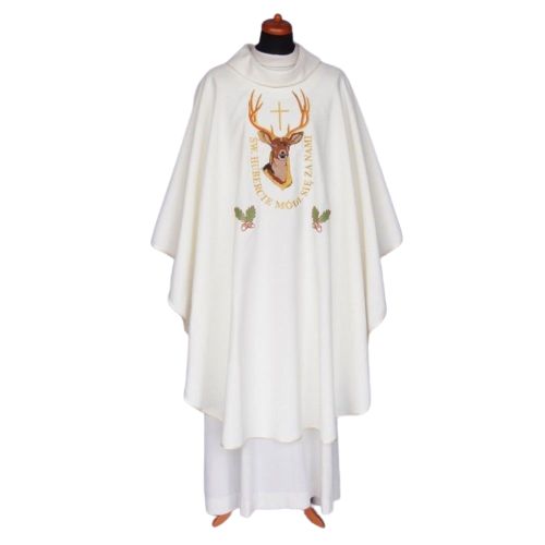 Ornat haftowany ecru Święty Hubert - Ornaty z wizerunkiem świętych - zdjęcie 2 - Ornat haftowany ecru Święty Hubert