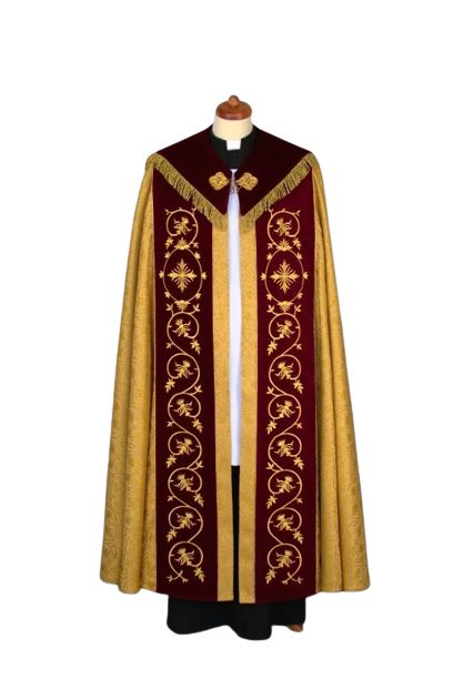 Kapa haftowana adamaszek , pasy aksamit (54) - KAPY LITURGICZNE - Nowość