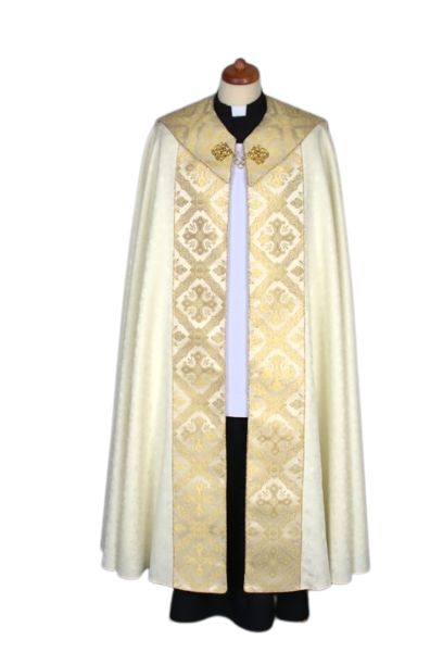 Kapa ecru haftowana adamaszek (58) - KAPY LITURGICZNE - Nowość