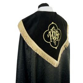 Kapa czarna haftowana IHS - aksamitne pasy (78) - KAPY LITURGICZNE - zdjęcie 2 - Kapa czarna haftowana IHS - aksamitne pasy (78)