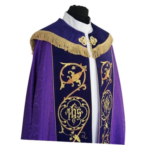 Kapa fioletowa haftowana IHS - aksamitne pasy (80) - KAPY LITURGICZNE - zdjęcie 4 - Kapa fioletowa haftowana IHS - aksamitne pasy (80)