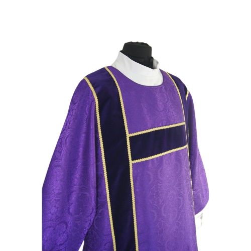 Dalmatyka fioletowa gotycka - tkanina żakard (45) - DALMATYKI - zdjęcie 2 - Dalmatyka fioletowa gotycka - tkanina żakard (45)