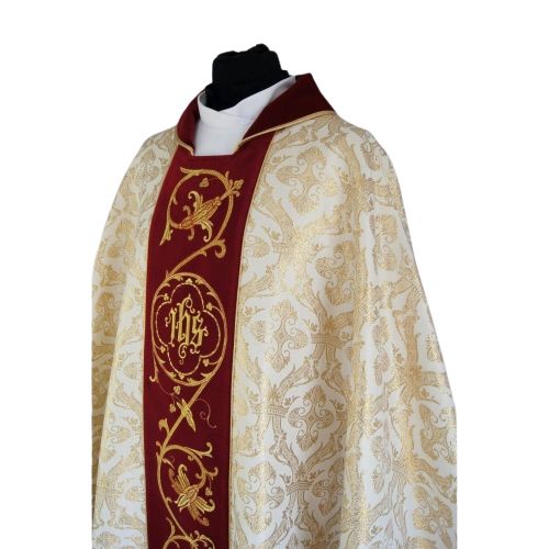 Ornat gotycki ecru/złoty haftowany - tkanina brokatowa (55) - Ornaty złote/srebrne - zdjęcie 2 - Ornat gotycki ecru/złoty haftowany - tkanina brokatowa (55)