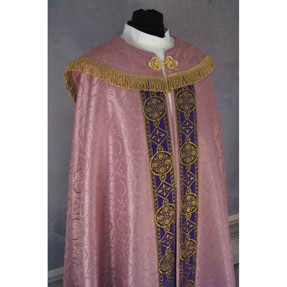 Kapa gotycka haftowana - kolor blady różowy (92) - KAPY LITURGICZNE - zdjęcie 2 - Kapa gotycka haftowana - kolor blady różowy (92)