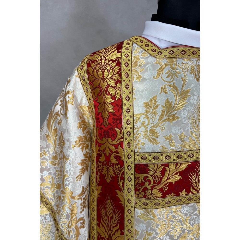 Dalmatyka semi-gotycka bogato zdobiona - tkanina brokatowa (1K) - DALMATYKI - zdjęcie 3 - Dalmatyka semi-gotycka bogato zdobiona - tkanina brokatowa (1K)