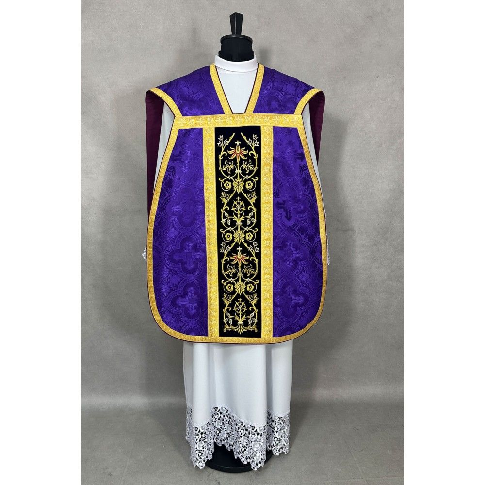 Ornat rzymski fioletowy - manipularz, bursa, welon, stuła (3K) - Ornaty rzymskie - zdjęcie 2 - Ornat rzymski fioletowy - manipularz, bursa, welon, stuła (3K)
